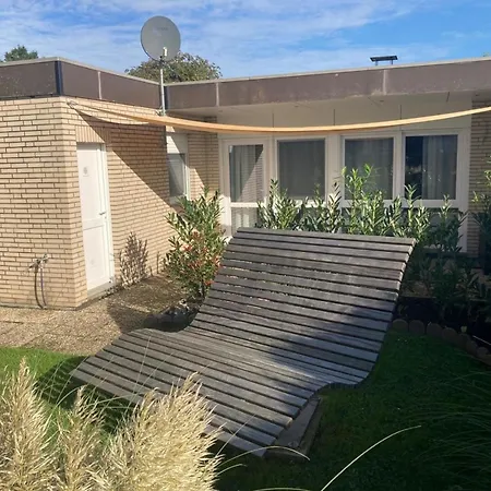 58 Holiday home *